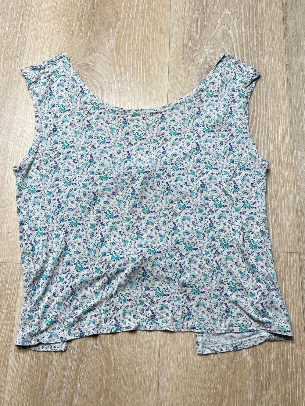 Forever 21 Gray Blue Floral Open Back Crop Sleeveless Tank Top Women’s Large